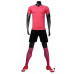Спортивная футбольная форма розового цвета для взрослого