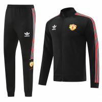 Манчестер Юнайтед спортивный костюм чёрный с красными полосками 2022-2023